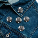 Set of pin buttons - Image 3